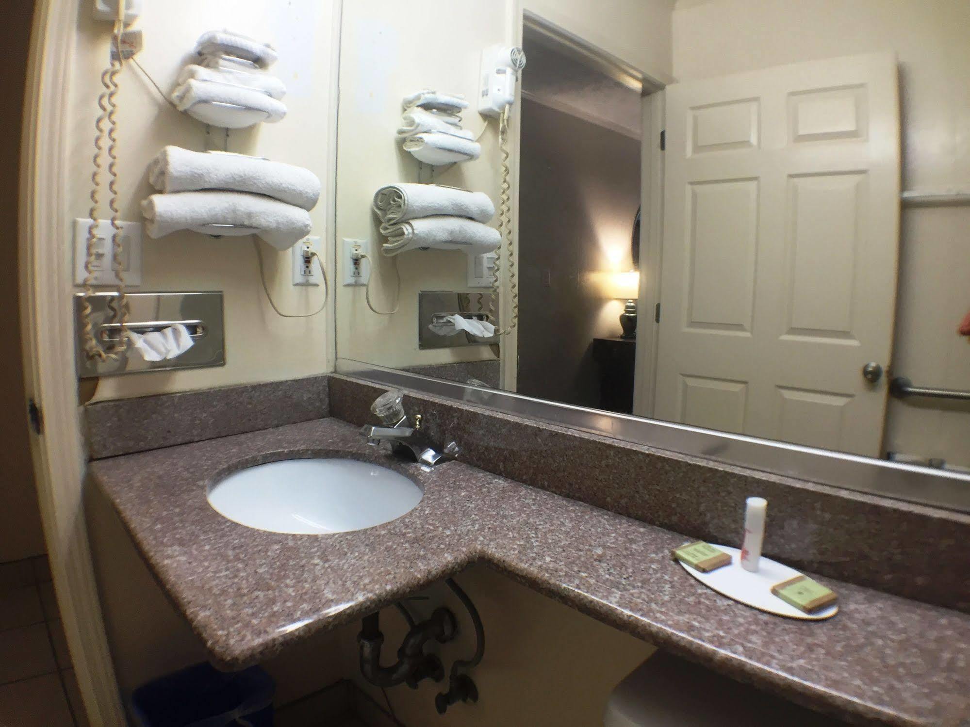 Syracuse Inn East Syracuse Kültér fotó